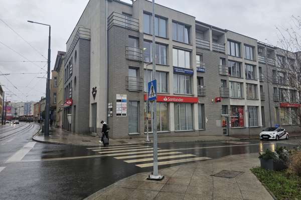 ul. Sikorskiego, na gab. dentystyczny / biuro