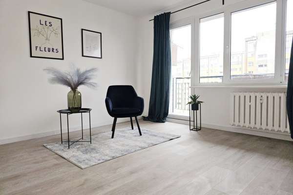 Gotowe do wprowadzenia, duży salon i balkon!