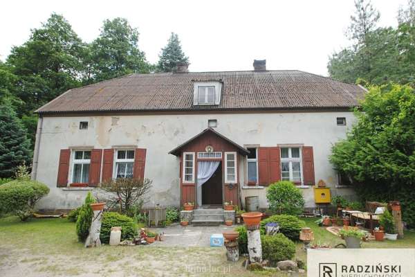 Dworek na sprzedaż w Nowinach Wielkich