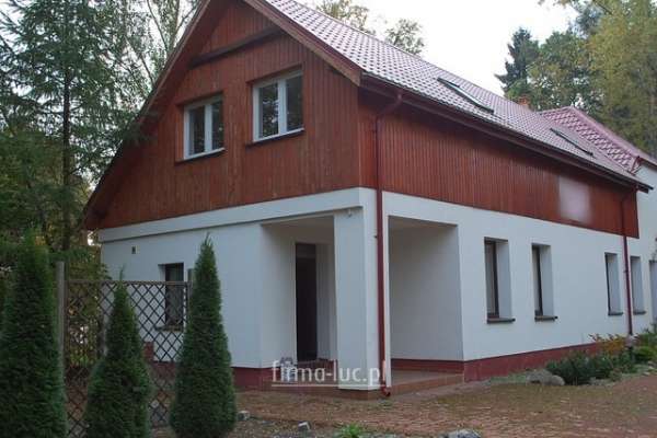 DOM, SANTOCZNO