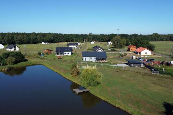 Nowoczesny dom przy Stawach, Rzepinek