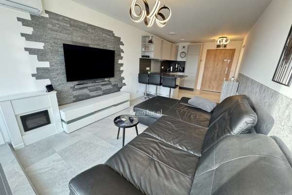 APARTAMENT Z PIĘKNYM WIDOKIEM NA ZALEW ! ! !