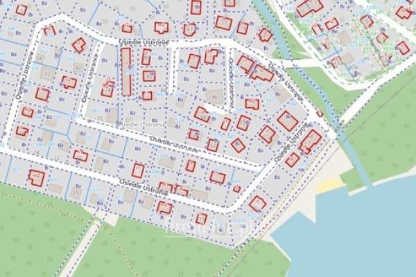 DZIAŁKA NAD JEZIOREM MIEDWIE,  OS. EUROPEJSKIE