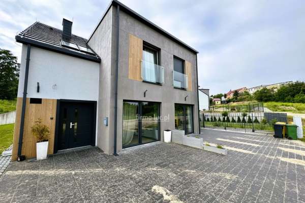 DOM, GORZÓW WIELKOPOLSKI, CENTRUM