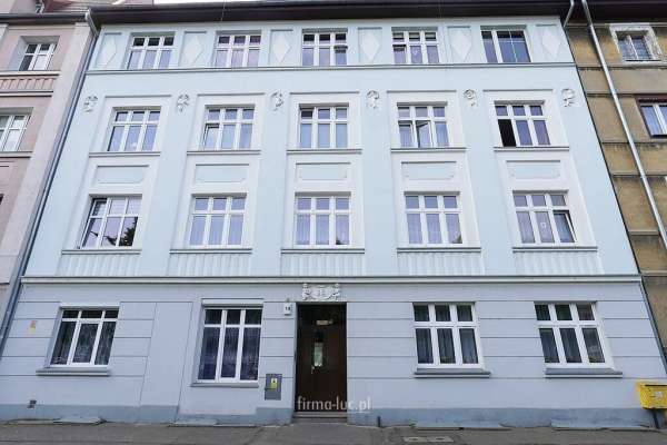 2 POKOJOWE MIESZKANIE Z OGRÓDKIEM!