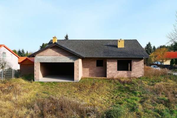 WYJĄTKOWA LOKALIZACJA- CHWALĘCICE.