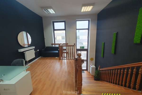 Lokal usługowy z witrynami