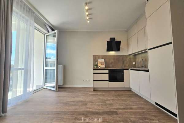 Kawalerka - idealna pod wynajem/ bez PCC, parking