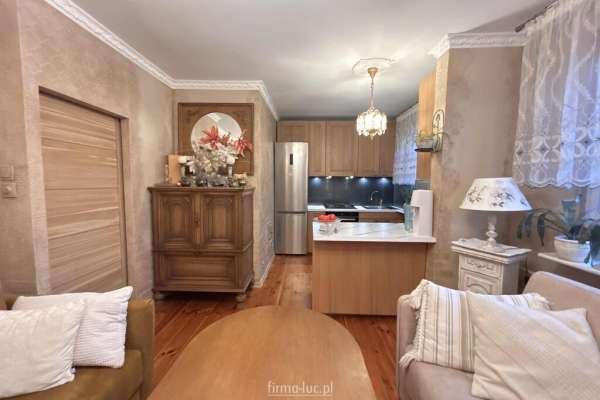 3 pokoje, balkon, piwnica, park w pobliżu