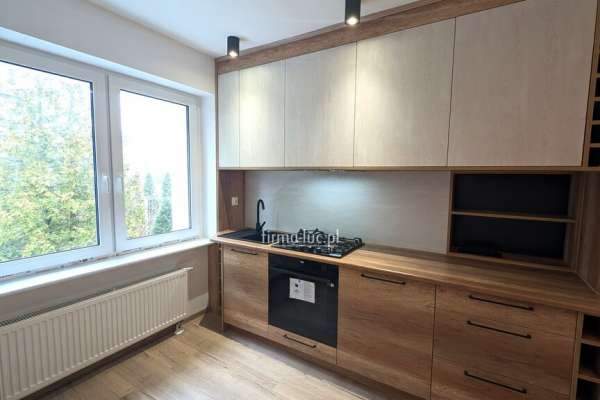 2 pokoje z ogrodem i garażem  - WYSOKI STANDARD