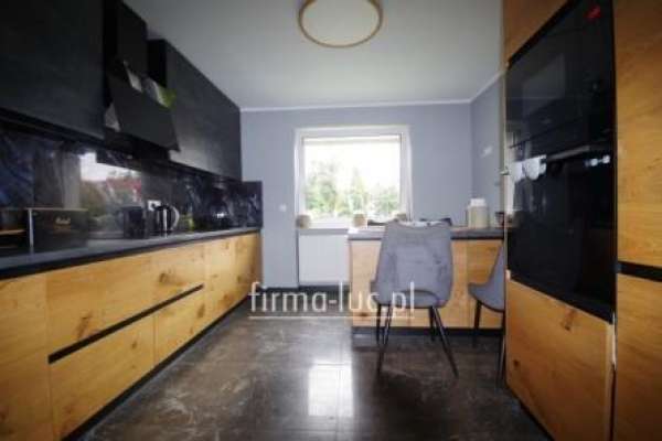 Dom w cichej okolicy – Janice