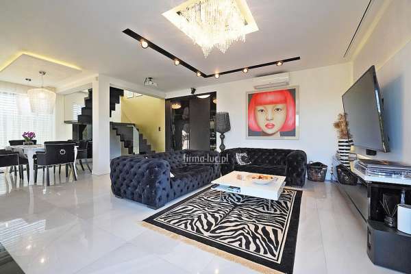 Koniecznie obejrzyj film prezentujący ten dom