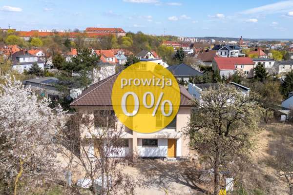 Doskonała lokalizacja - w cichym zaułku centrum