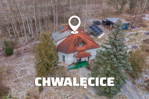 Dom z dużą działką - Chwalęcice