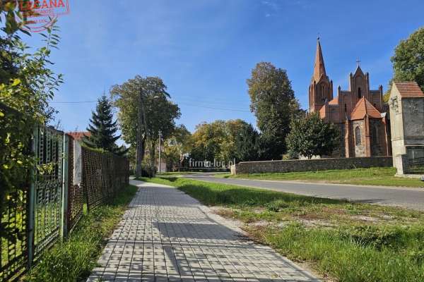 1/2 domu w Racławiu, garaż i 8 arów działki
