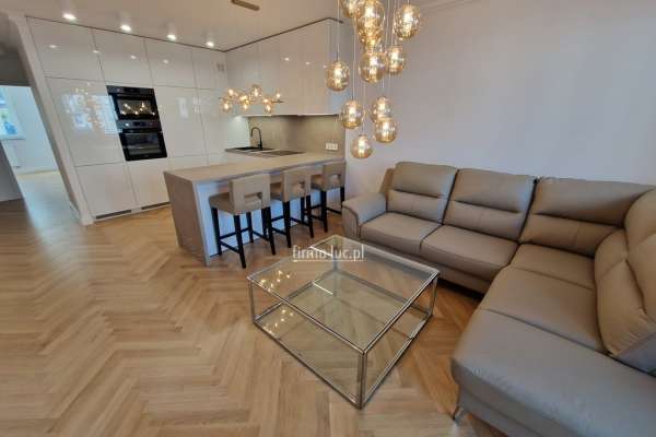 Nowy apartament z tarasem, umeblowany!