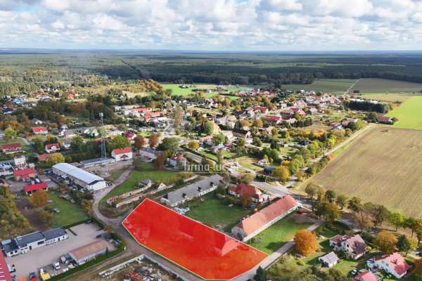 OBIEKT KOMERCYJNY NA DUŻEJ DZIAŁCE - RÓŻANKI